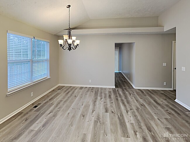 Building Photo - 911 Celeste Ct