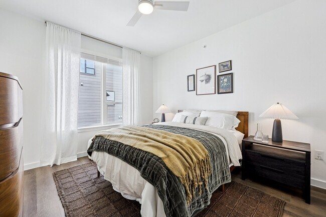 Foto del edificio - Crestview Townhomes