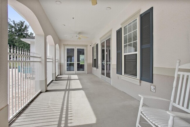 Building Photo - Silver Pointe at Leesburg