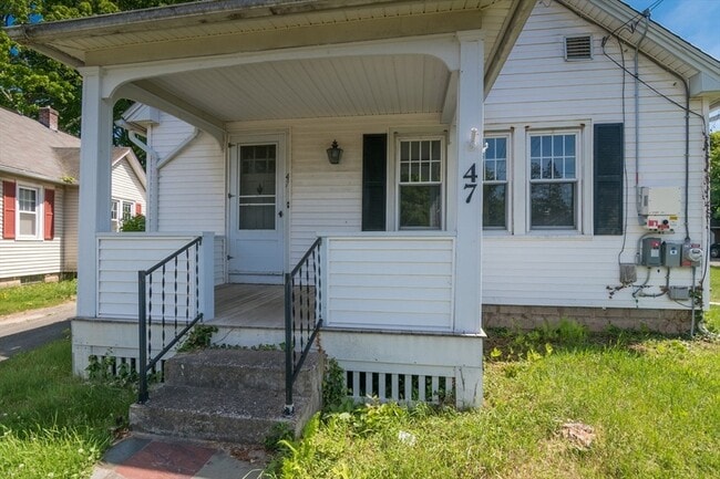 Building Photo - 47 Pleasant St