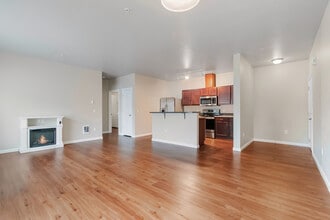 Building Photo - Timberline Lodge Apartments