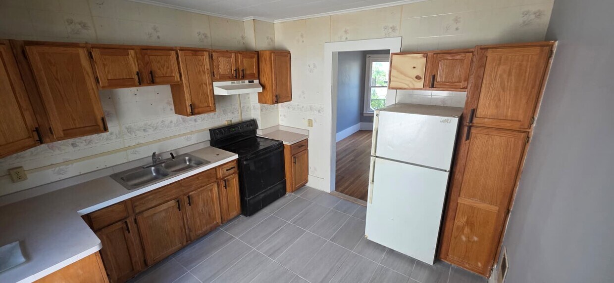 Foto principal - 1156 Dewey Ave