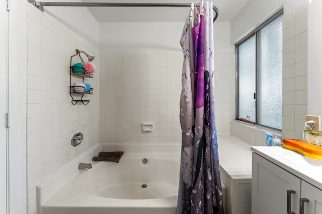 Building Photo - 1130 Rudger Way