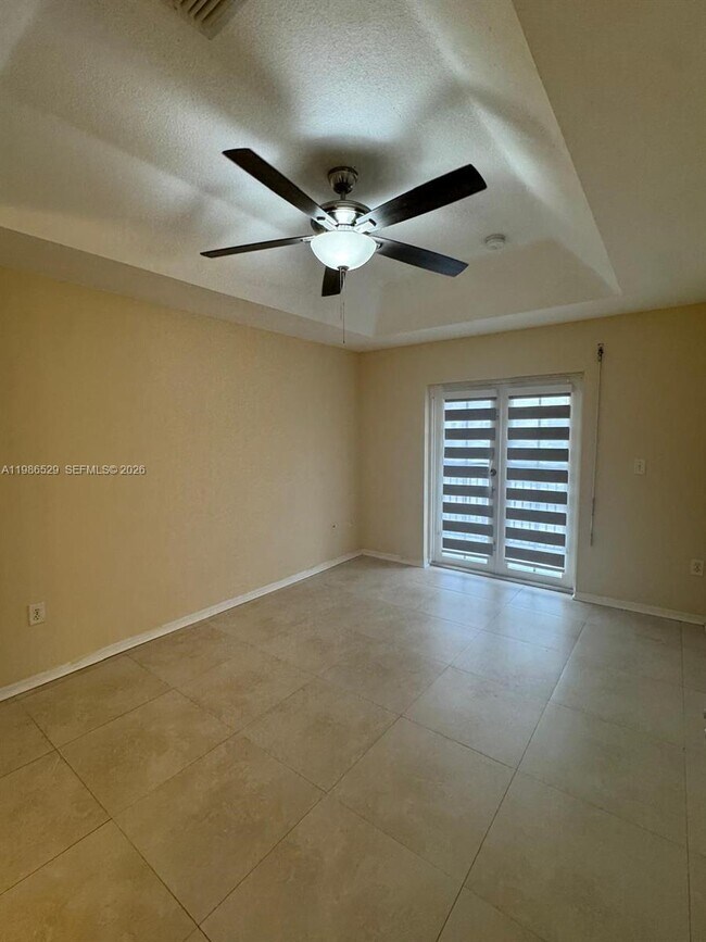 Foto del edificio - 8301 SW 124th Ave.