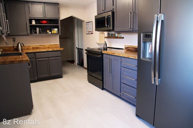 Foto del edificio - 5 br, 2 bath House - 7881 Raleigh St