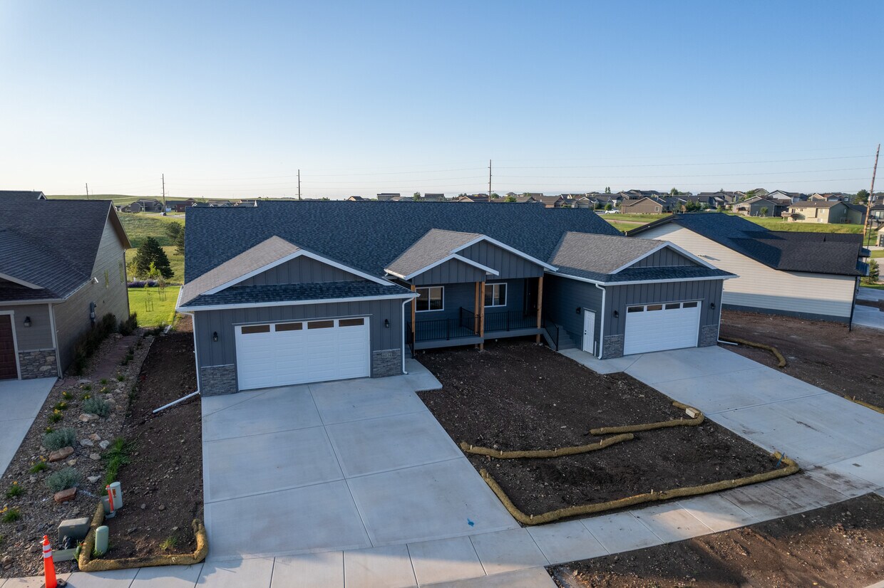 6102 Wind River Rd, Rapid City, SD 57702 Townhome Rentals in Rapid