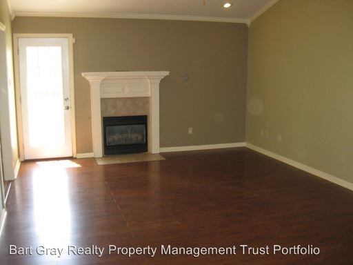 Foto del edificio - 1509 Pine Crest Dr