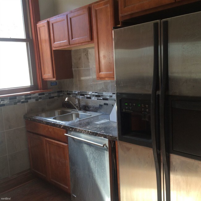 Foto del edificio - 7412 S Emerald Ave