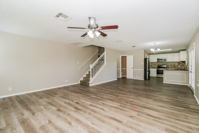 Foto del edificio - 504 Country Estates Dr