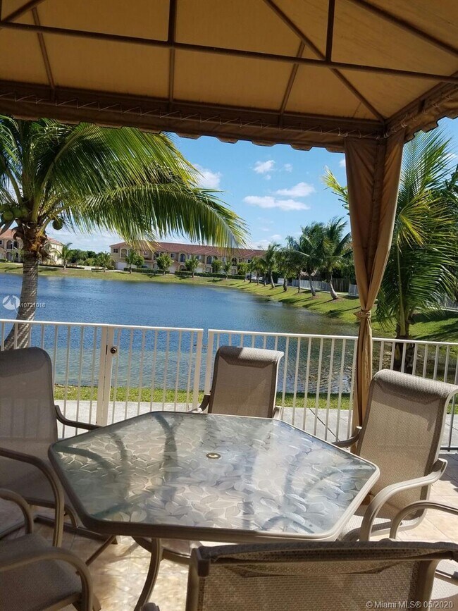 16610 SW 70th St, Miami, FL 33193 Townhouse for Rent in Miami, FL