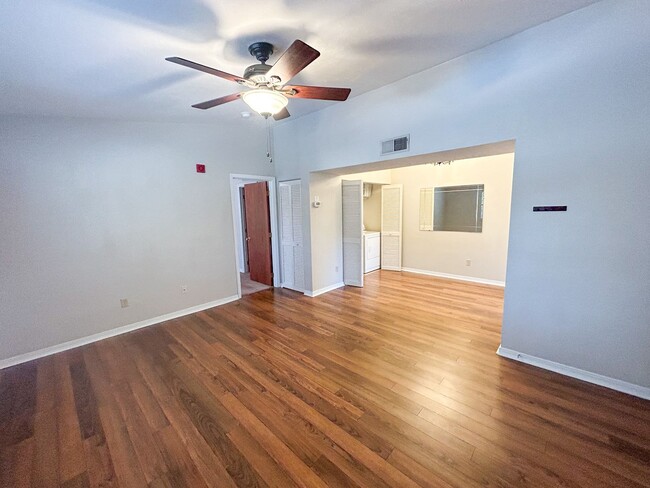 Photo - Campus Edge #920 Apartment