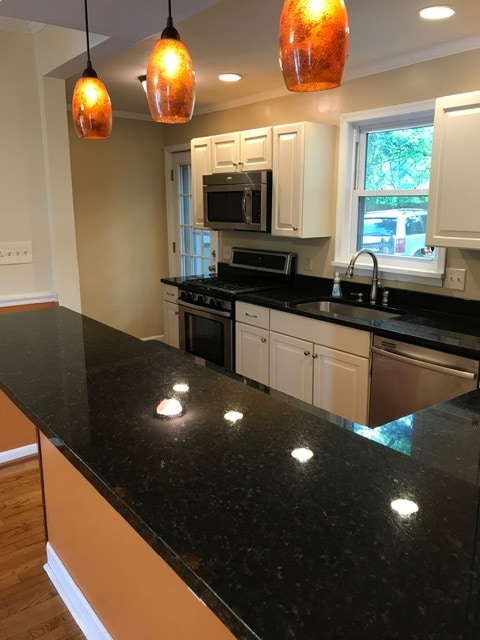 Updated kitchen - 9044 Rhode Island Ave House