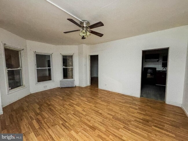 Foto del edificio - 312 N 2nd St