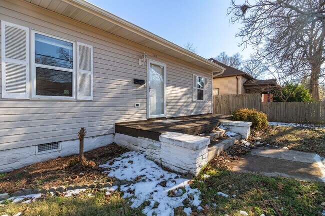 Foto del edificio - Cozy Home located in Greensboro