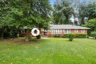Building Photo - 6608 Elmwood Cir