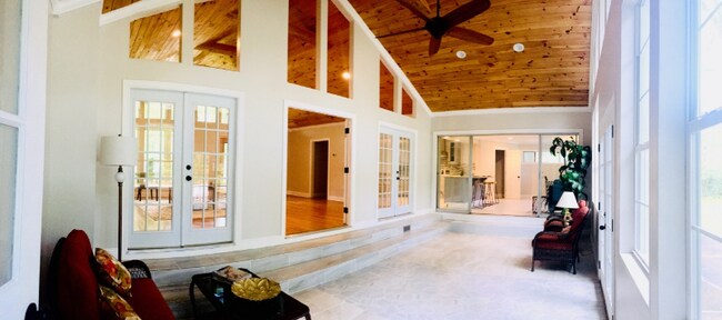Building Photo - 4276 Berlin Dr