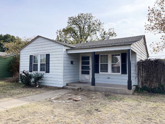 Building Photo - 4215 95th St
