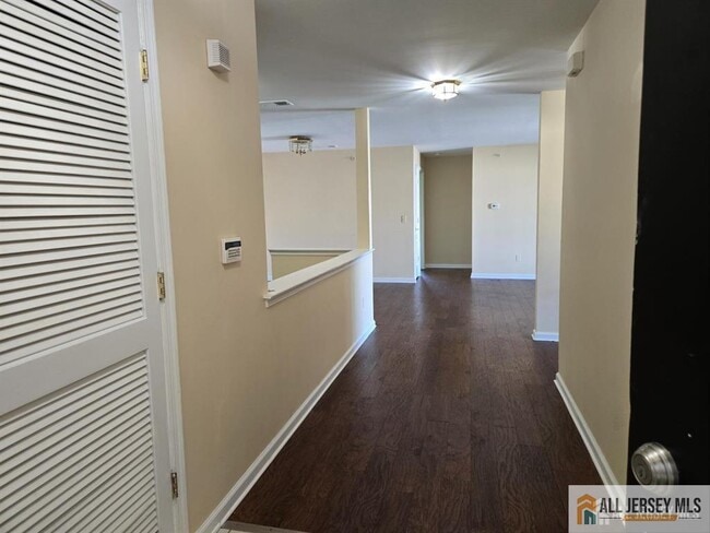 Building Photo - 1338 Fernwood Ct