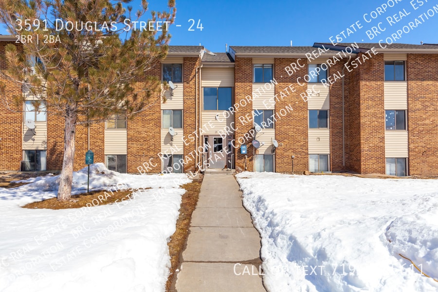 Primary Photo - 3591 Douglas St