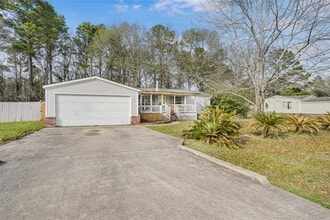 Building Photo - 16461 Hill Country Dr