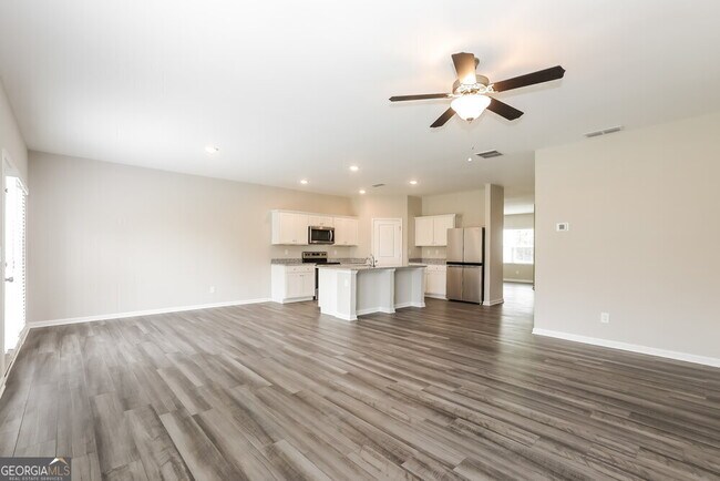 Building Photo - 4034 Kendrick Cir