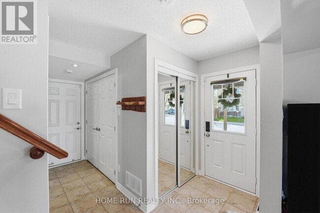 Building Photo - 253 Cayman Rd