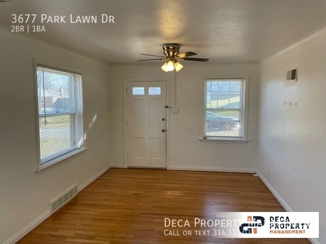 Foto del edificio - 3677 Park Lawn Dr