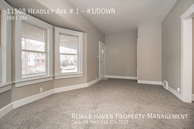 Foto del edificio - 11508 Headley DN, Cleveland - Spacious 2 b...