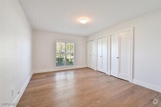 Building Photo - 508 Devils Ln
