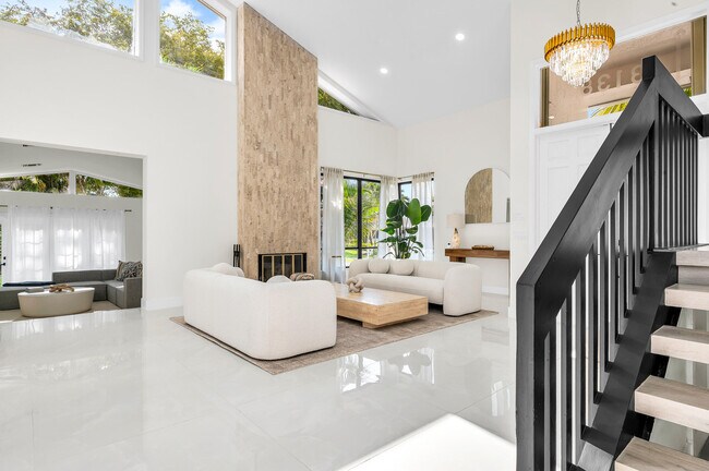 Foto del edificio - 3138 Lakeview Dr