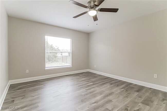 Foto del edificio - 2605 27th St SW