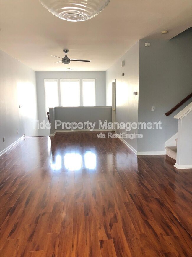 Foto del edificio - 1451 Hamlin Park Cir