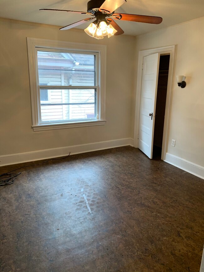 Bedroom 2 - 835 Monroe Ave