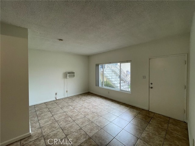 Foto del edificio - 701 Adlena Dr