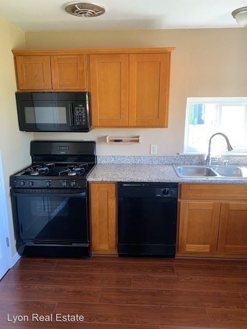 Foto del edificio - 3 br, 1 bath House - 2041 Joan Way
