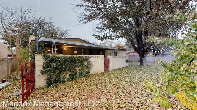 Building Photo - 4 br, 2 bath House - 1308 Espejo St NE