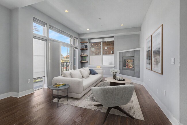 Foto del edificio - Centrally Located