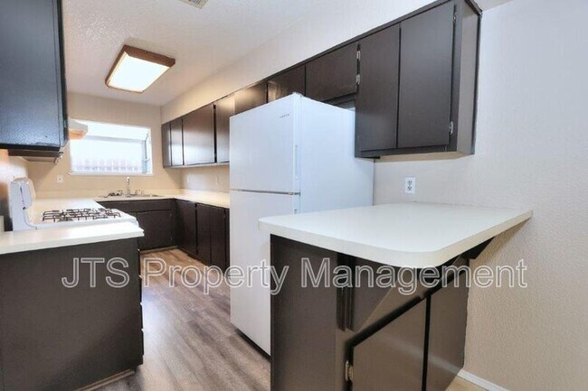 Foto del edificio - 3569 Caballero Ln