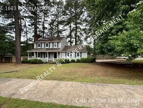 Building Photo - 1603 Woodland Dr