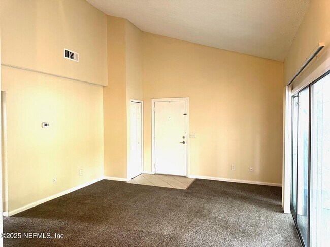 Foto del edificio - 12171 Beach Blvd