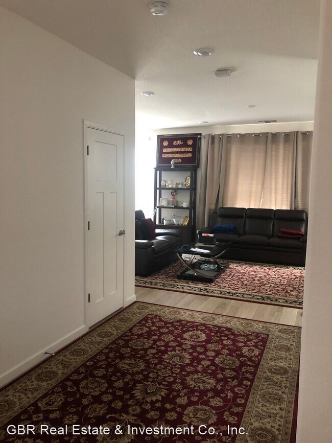 Foto del edificio - 3 br, 2.5 bath House - 3855 Ivan Way
