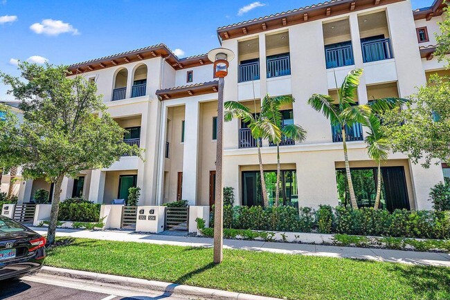 Building Photo - 5256 Beckman Ter
