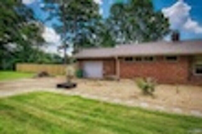 Foto del edificio - 508 Cole Dr SE