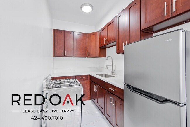 Foto del edificio - ONE MONTH FREE! Gorgeous Studio with Lots ...