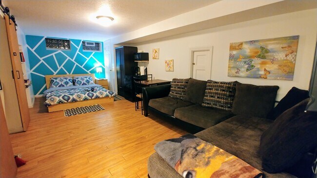 Foto del edificio - 4512 Fulton Rd