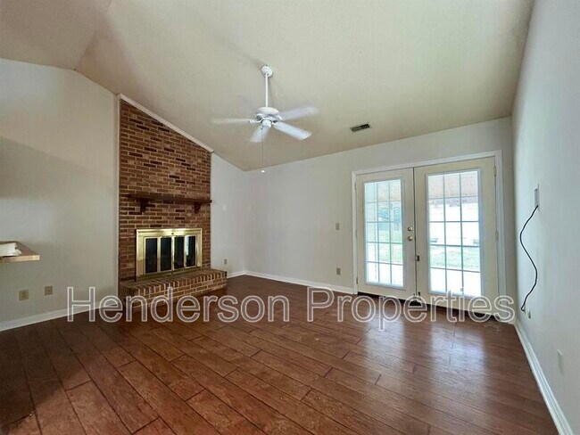 Building Photo - 6718 Park Hickory Dr
