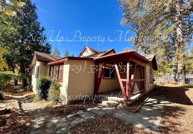 Building Photo - Newly Remodeled 2 Bed 1 Bath w/ Water, Septic and Trash Service Included!