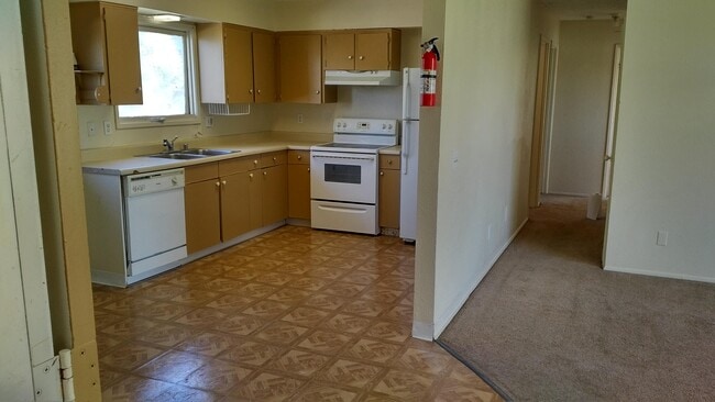 Photo - 534 N Lane St Apartments