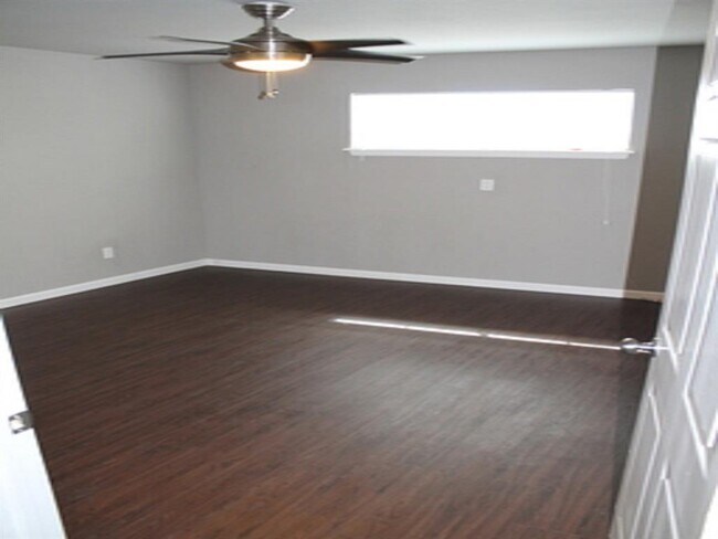 Building Photo - 2801 Carrolton St