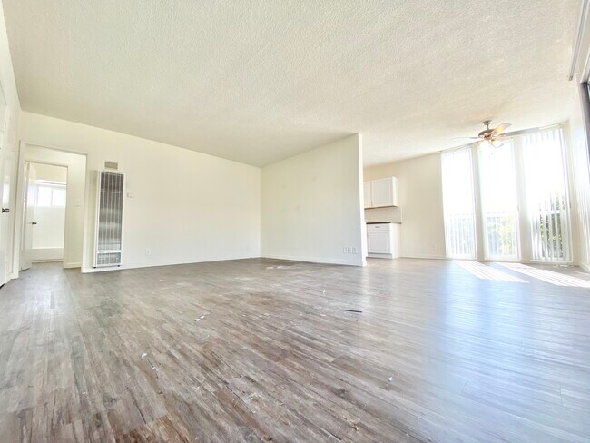 Foto del edificio - 3432 Mentone Avenue  Los Angeles, CA 90034